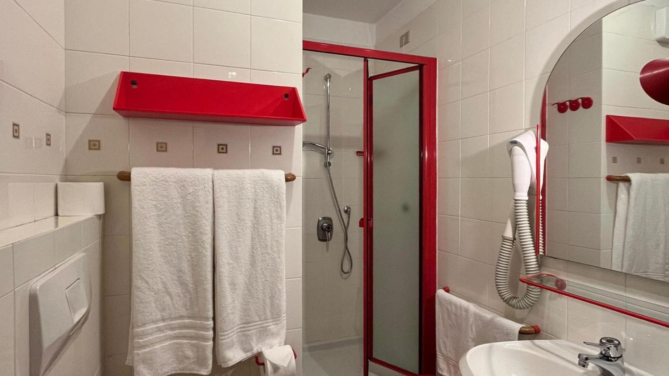Hotel La Baita Madonna Eksteriør bilde