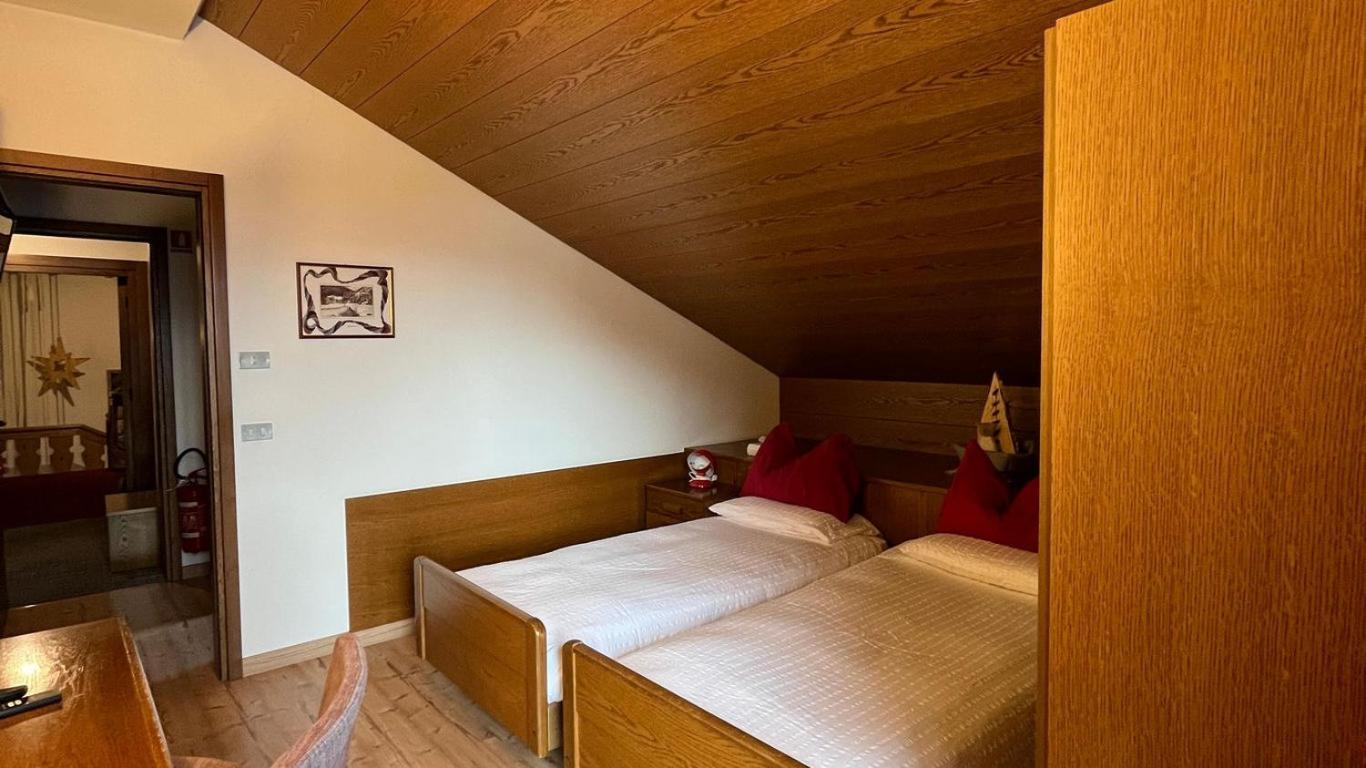 Hotel La Baita Madonna Eksteriør bilde