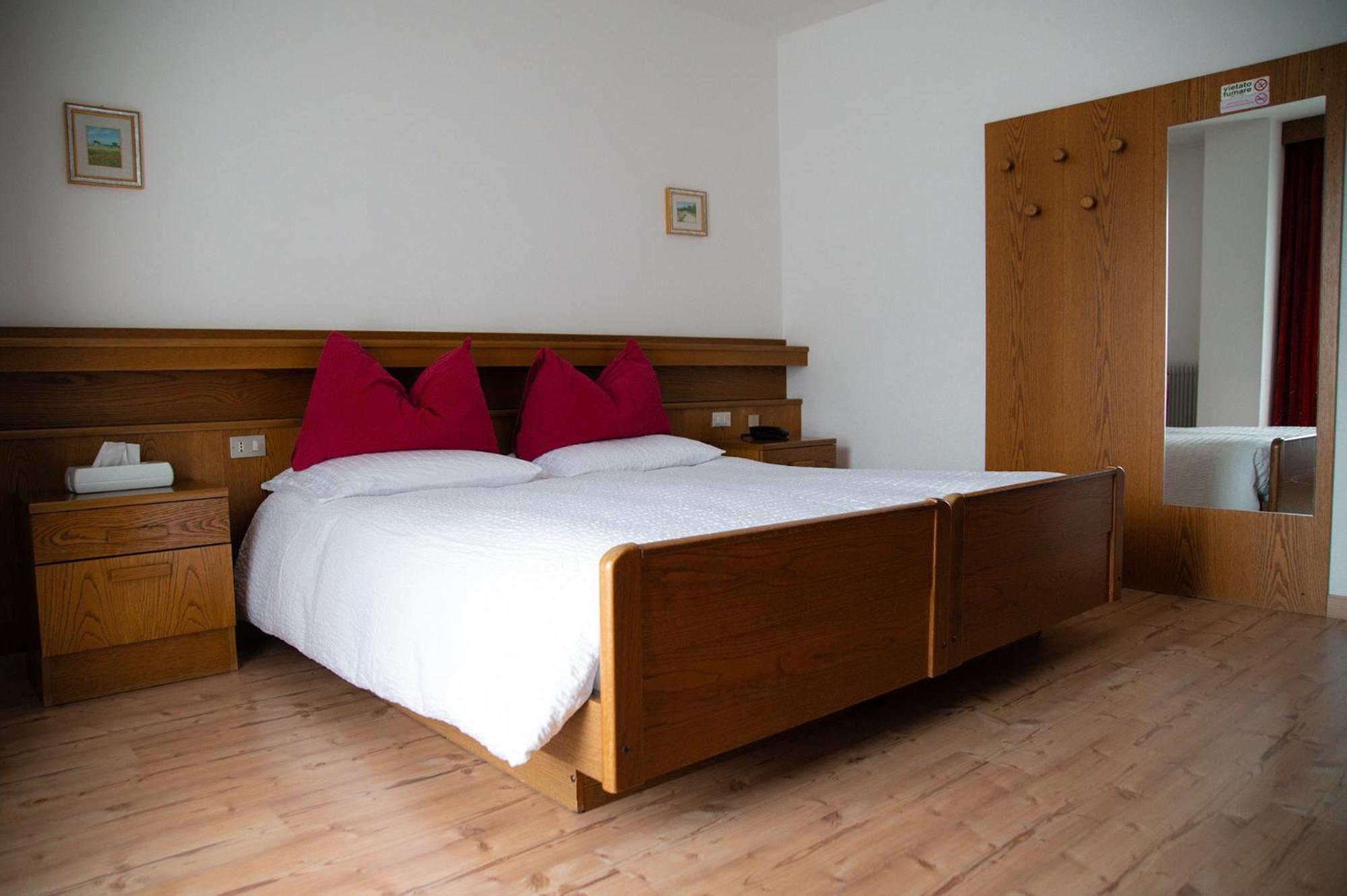 Hotel La Baita Madonna Eksteriør bilde