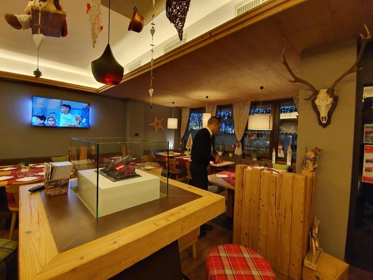 Hotel La Baita Madonna Eksteriør bilde